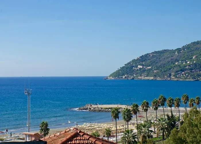 La Pineta מלון Marina dʼAndora