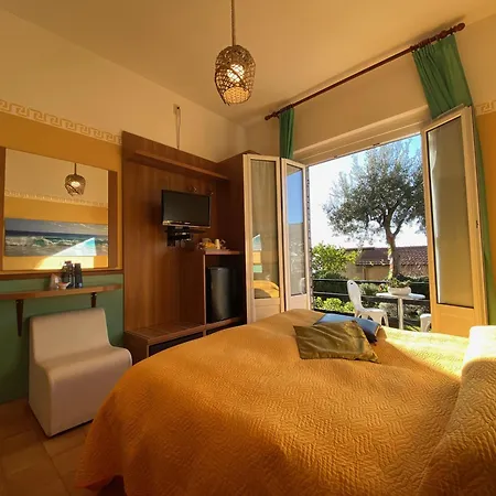 La Pineta Hotel 3*