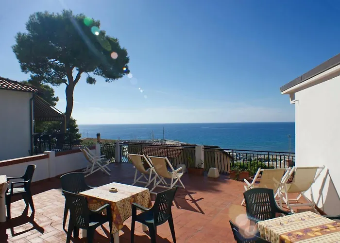 La Pineta Hotel 3*