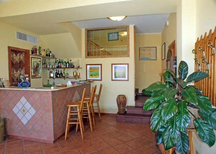酒店 松树园酒店 Marina dʼAndora